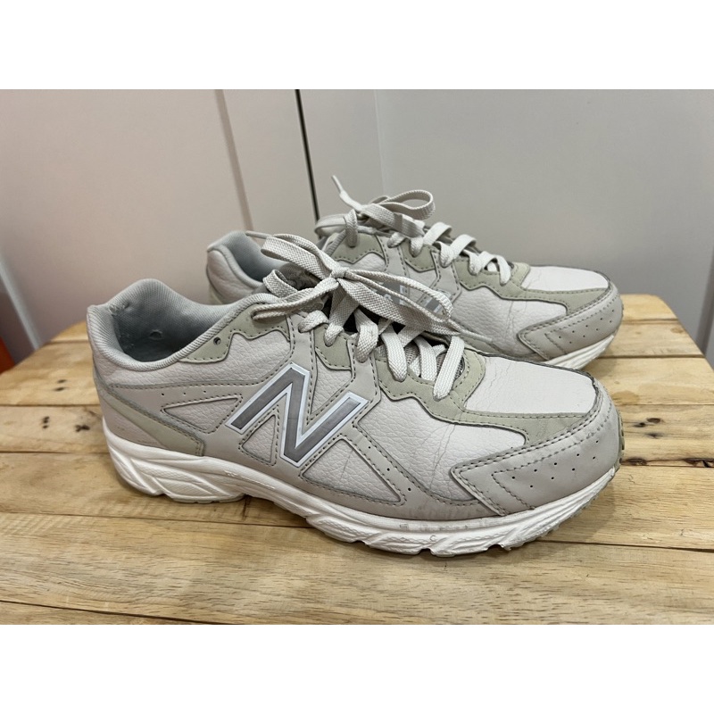 รองเท้า newbalance 480 คล้าย 530 มือสอง สภาพดี ไซส์uk6.5 /25.5cm