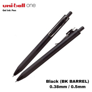 UNI-Ball One รุ่น BK Barrel ปากกาเจลดำด้ามดำคุมโทน สไตล์มินิมอล