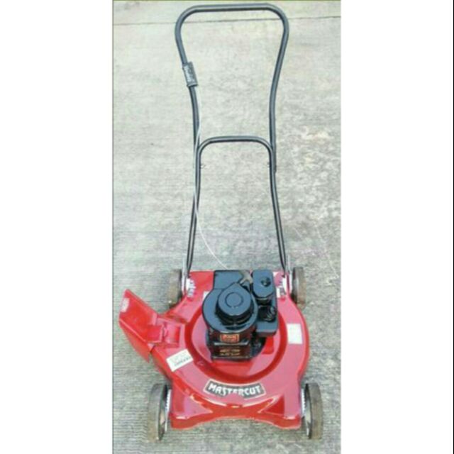 รถตัดหญ้าโบราณ ยุค 60 เครื่องตัดหญ้า  บริกส์ แอนด์ สตราตัน Briggs  and Stratton classic3.5 HP Made i