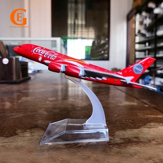 Air Coca Cola A380 โมเดลเครื่องบินสีแดง Airbus 380 เครื่องบินโลหะตกแต่งของขวัญ 16 ซม