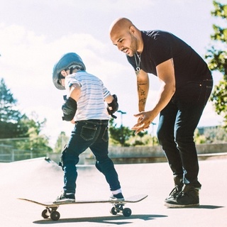 สเก็ตบอร์ด แฟชั่นสเก็ตบอร์ด สเก็ตบอร์ด สำหรับผู้เริ่มเล่น รุ่น skateboards 80cm*20cm