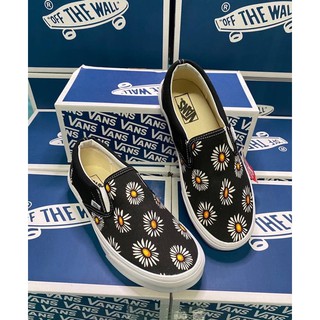 Vans Classic Daisy Slip On สินค้าพร้อมกล่อง