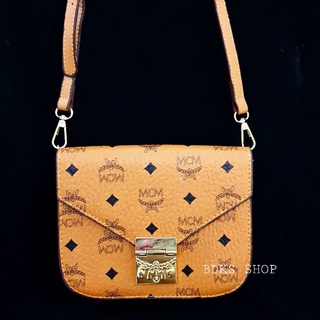 กระเป๋า MCCM PATRICIA SHOULDER BAG IN VISETOS