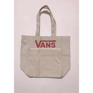 กระเป๋าผ้าแคนวาส ใบใหญ่ใส่ของเยอะ ผ้าหนาอยุ่ทรง ลายvans ไม่แท้นะค่ะ