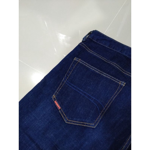 กางเกงยีนส์ superdry