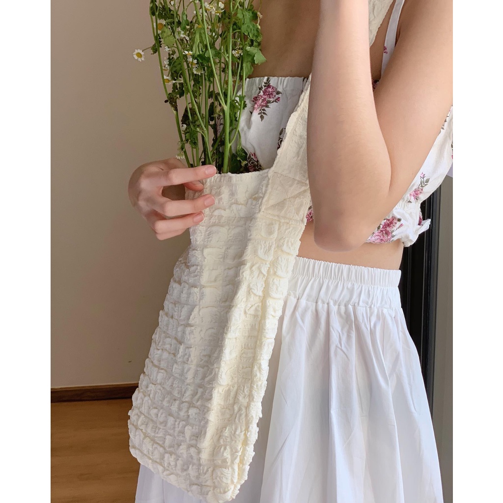 Tinytreetown - Tofu crunchy tote bag