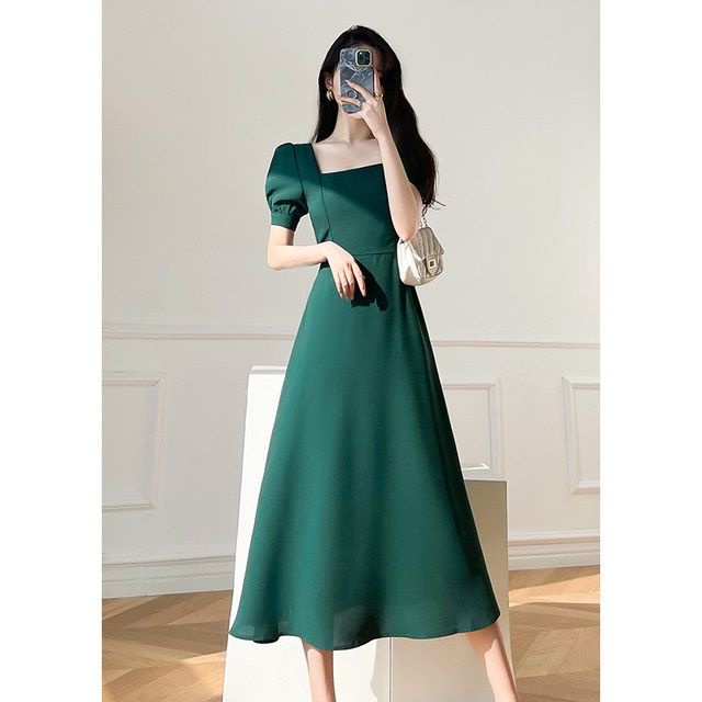 ๑ XS~2XL ชุดเดรสคอเหลี่ยมสีเขียวย้อนยุคเอวสลิม