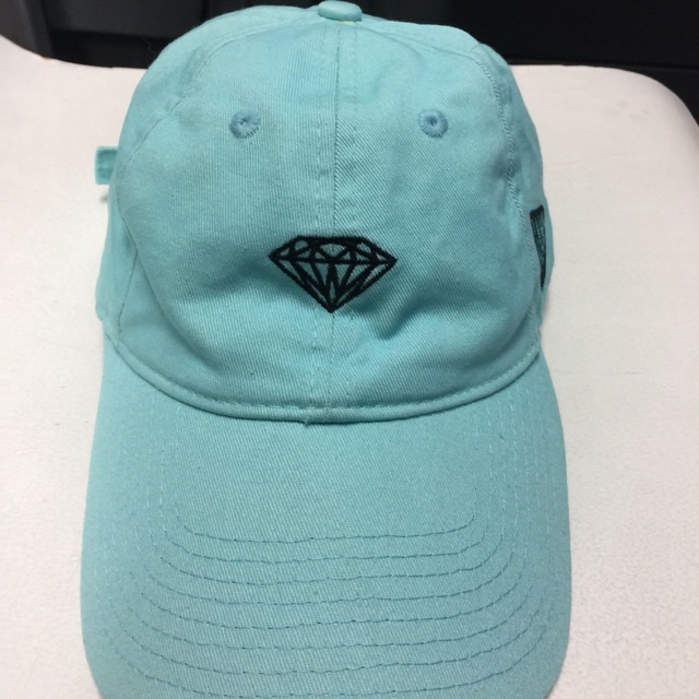 หมวก Diamond Supply co.
