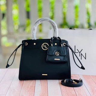 กระเป๋าถือ Lyn Mini Handbag คอลเลคชั่นใหม่ งานแท้ สะพายข้างได้