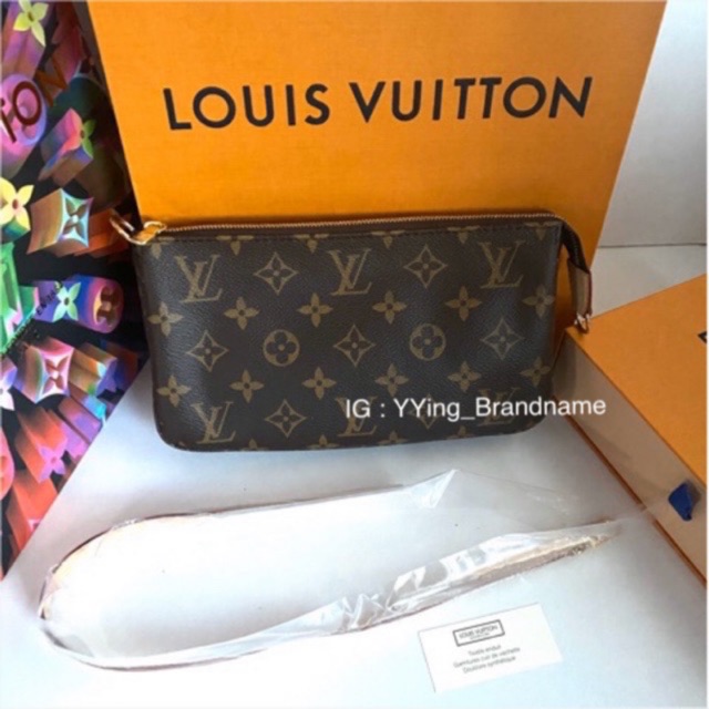 Shopwiththrill - Louis Vuitton “messenger mini polochon”