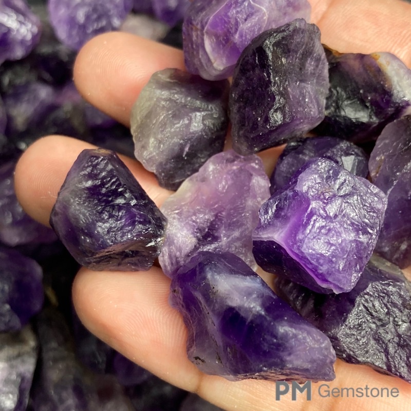 AS50 อเมทิสต์ Amethyst ขนาด 12-18 mm ชุดละ 50 กรัม หินสีม่วง ควอตซ์ พลอยดิบ หินมงคล ของสะสม หินสี ธรรมชาติ หินควอตซ์ RT