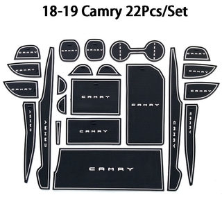 2012-2019 Toyota Camry แผ่นยางกันลื่นกันน้ําสําหรับวางในรถยนต์