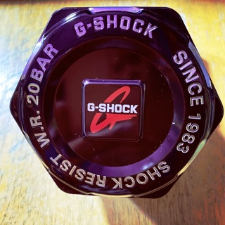 กล่องเหล็ก G-shockมีฟองน้ำข้างใน