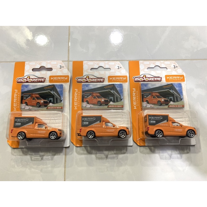 รถเหล็ก 1/64Isuzu Kerry แบรน์ majorette