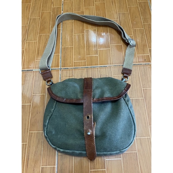 กระเป๋าสะพาย paquet มือสอง