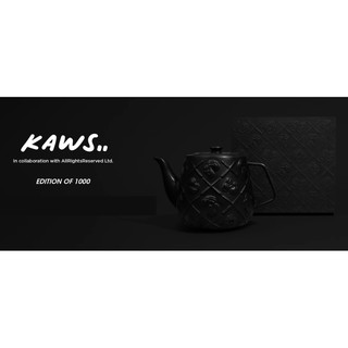 KAWS TEAPOT (BLACK) (limited)