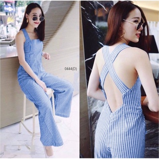 BS0444  Jumpsuit ชุดจั้มสูทขายาวลายริ้ว เนื้อผ้าคอตตอน ดีเทลเก๋แอบเซ็กซี่นิดๆ ด้วยการแต่งสายไขว้หลัง ใส่แล้วลุคดูสวย สาว