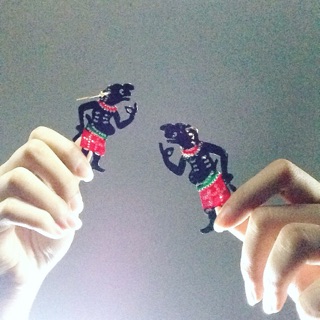 Shadow puppets earrings ต่างหูหนังตะลุง handmade shadow play