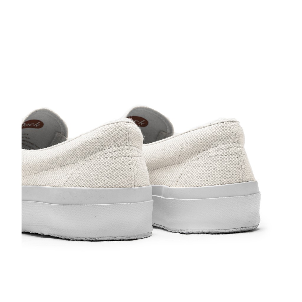 DOEK SLIP ON  " WHITE "