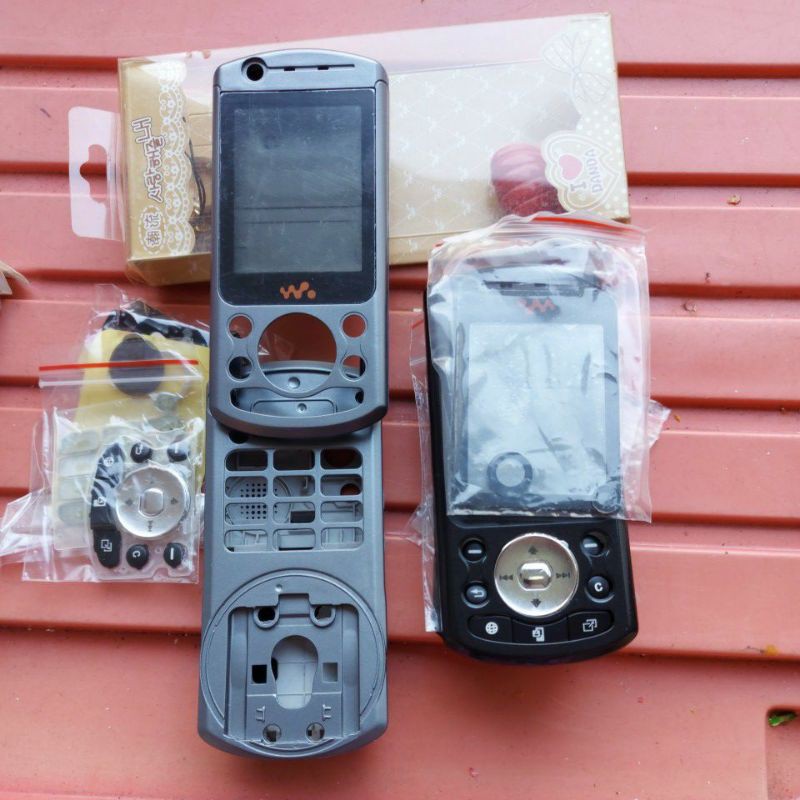 SONY ERICSSON W 900i ฉบับสมบูรณ์