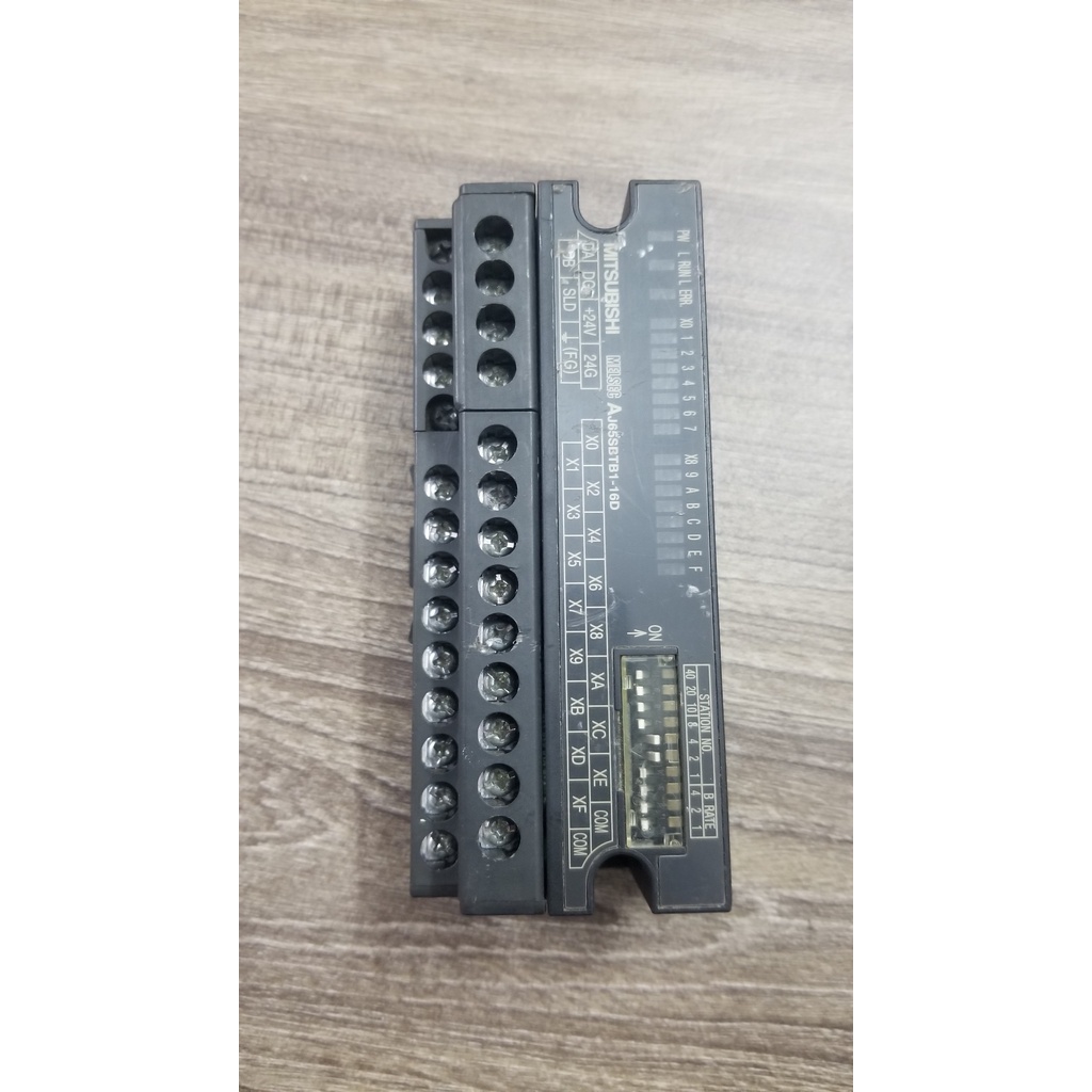 MITSUBISHI AJ65SBTB1-16D CC-link Module ขยายอินพุต 16 ช่อง