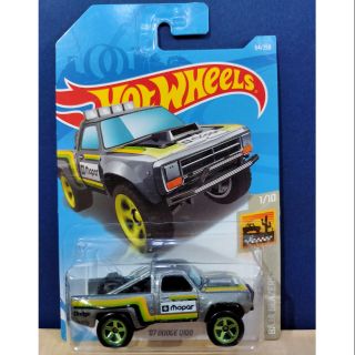 Hot Wheels รถเหล็ก Dodge D100 PickUp