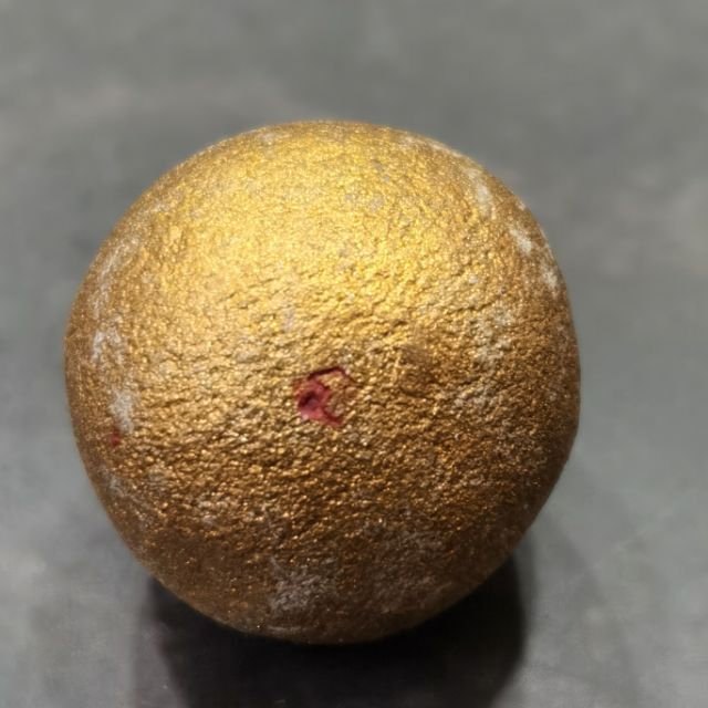 LP SAKORN WAT NONGKAB ผงโลหะเหลว LOOP OM CANDY POWDER, PRAI KUMAN BETTA MAHA NIYOM BE:2554 SMK CARD 