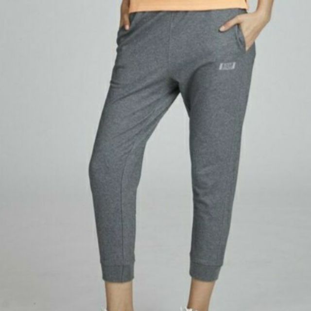 BODY GLOVE Basic Series Women Jogging Pant กางเกงผู้หญิง สีเทาเข้ม DK.Grey