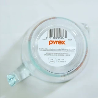 Pyrex แก้วตวงมาตรฐาน 250มล. Made in USA (สินค้ามีความเสี่ยงเสียหายง่ายจากการขนส่ง ควรซื้อความคุ้มครองเพิ่มก่อนสั่งซื้อ)