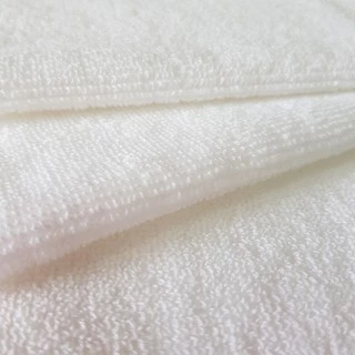 ผ้าขนหนูขนาดเช็ดหน้า 12×12นิ้ว สีขาว Cotton100%