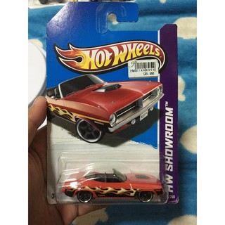 HOTWHEELS 70 PLYMOUTH BARRACUDA HW SHOWROOM