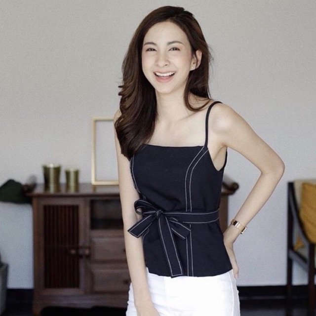 Lilly top เสื้อสายเดี่ยว มีโบว์ผูกเอว ของLalida