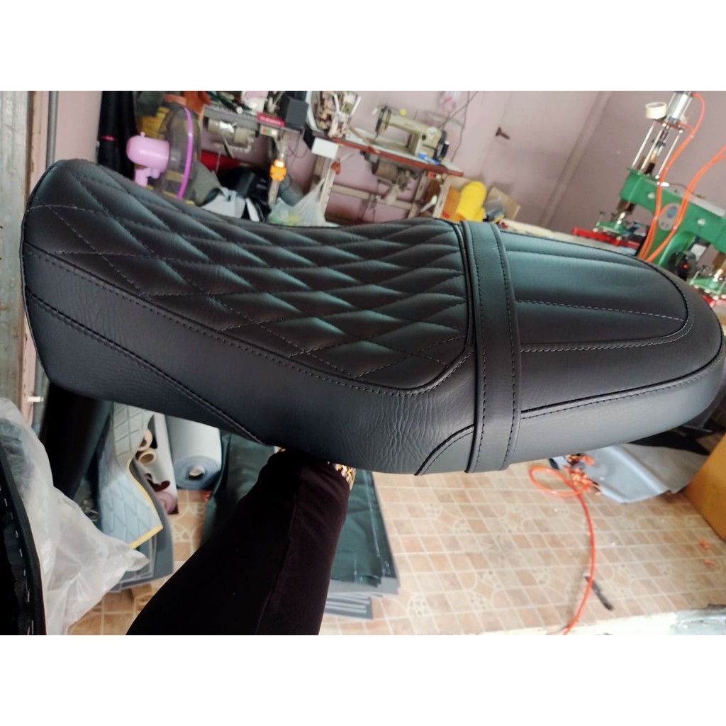 เบาะแต่งyamaha xsr155 xsr700 xsr900