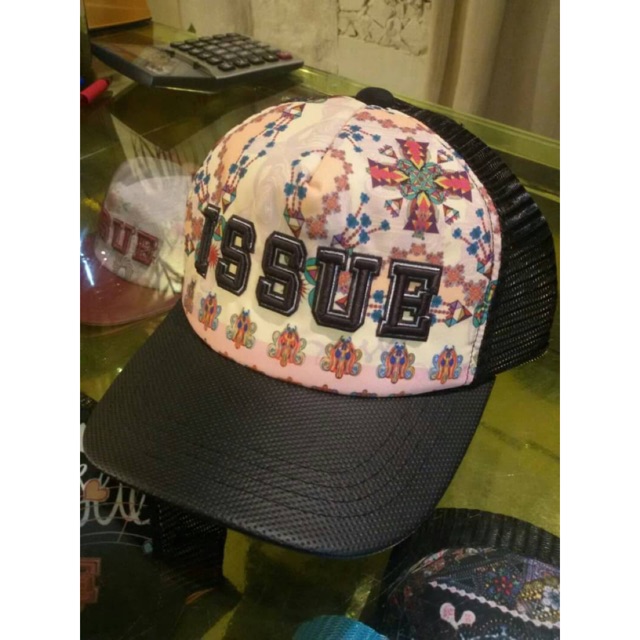 Issue cap สีสวย ของแท้จาก shop