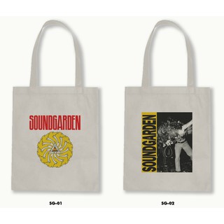 ผ้าพันคอ ทรงโท้ท แต่งกระดุม SOUNDGARDEN