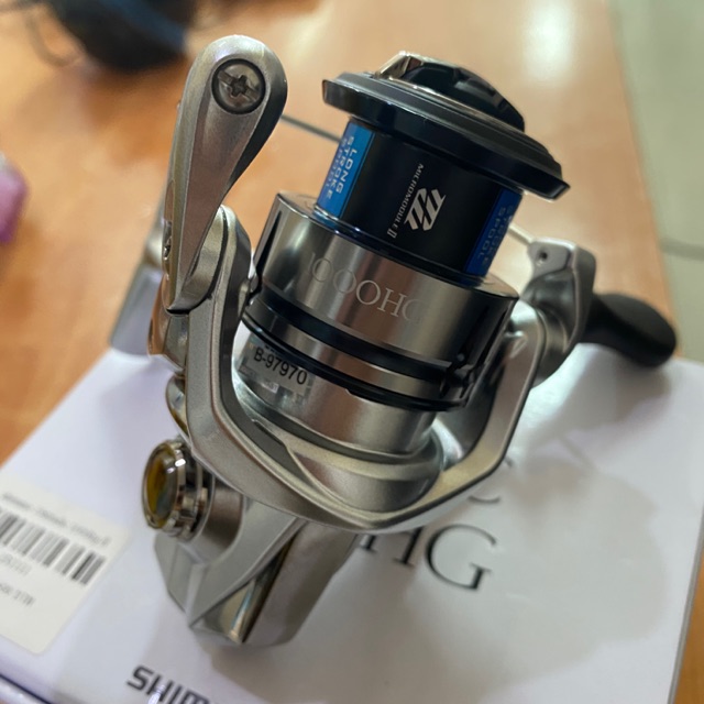 รอก SHIMANO STRADIC 1000HG-C3000HG