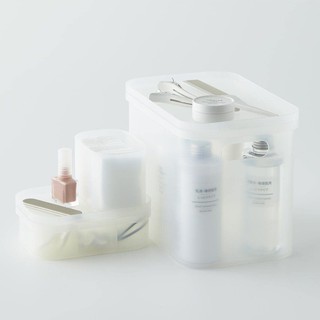 MUJI (มูจิ) Makeup Box กล่องเก็บเครื่องสำอางค์โพลีโพรพิลีน basic size