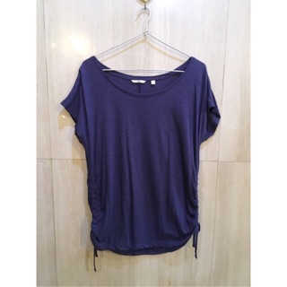 เสื้อยืด uniqlo