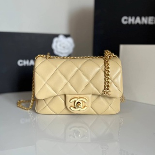 CHANEL MINI 7” square LAMB COLLECTION LOGO STRAP “ Microchip เเบบรุ่นใหม่ 💛