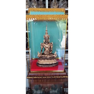 พระจักรพรรดิ ขนาด3นิ้ว พร้อมตู้กระจก แร่เหล็กน้ำพี้