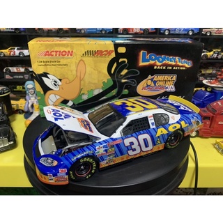 Nascar Action 1:24 2003 #30 Looney tune