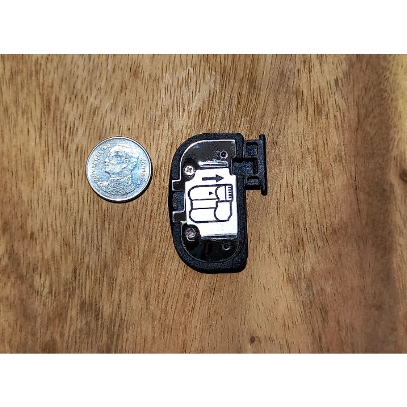 ฝาปิดแบต nikon D7000 D600 D610 D7100 D7200 D7500 Battery Cap