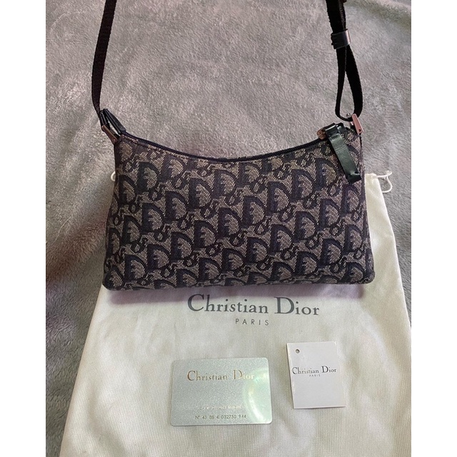 Christian Dior Oblique Pochette Bag ดิออร์ vintage กระเป๋ามือสอง ของแท้ แบรนด์เนม ทรงพอช สะพายไหล่