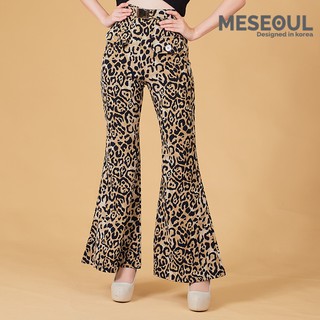 MESEOUL - กางเกงเอวสูงทรงขาม้า ผ้าปริ้นต์ลายเสือดาว