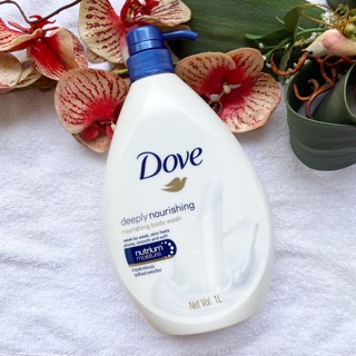 1000 ml. ผลิต 01/23 ครีมอาบน้ำ โดฟ ดีพลี่ เนอร์ริชชิ่ง สีน้ำเงิน Dove Deeply Nourishing Body Wash