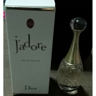 น้ำหอม JDore ยี่ห้อ Dior ขนาดจิ๋ว 5ml.