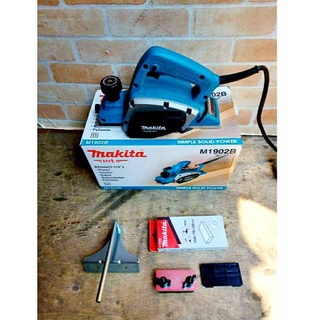 Makita กบไสไม้ไฟฟ้า ขนาดเล็ก 3 นิ้ว (82 มม.) มากีต้า รุ่น M1902B