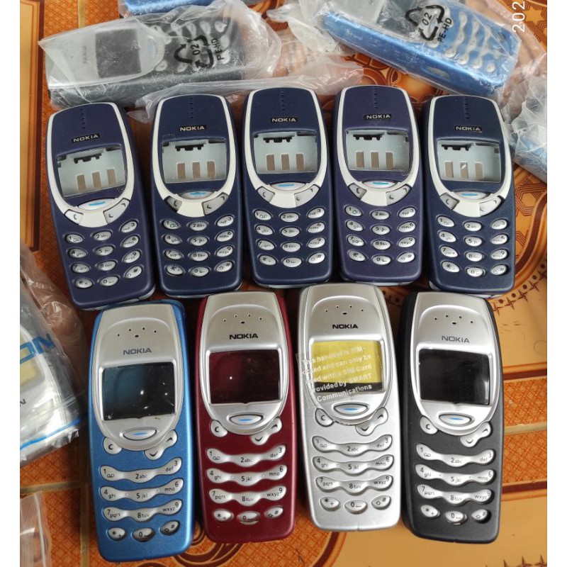 โนเกีย 3315 และ โนเกีย 3310 ที่อยู่อาศัย ปลอก2รังไข่