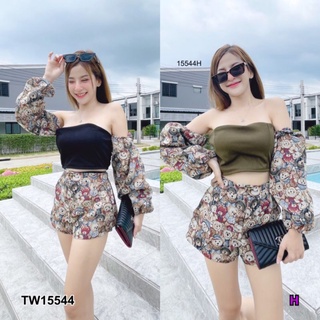 ชุดเซ็ท​เสื้อครอปแขนพองหมี+กก.สั้นหมี