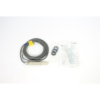 E2K-X4MY2 OMRON Capacitive Proximity Sensor